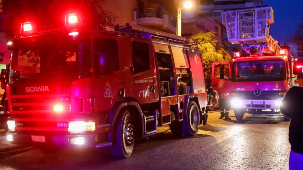 xrwma-pyrosbestiki-nyxta