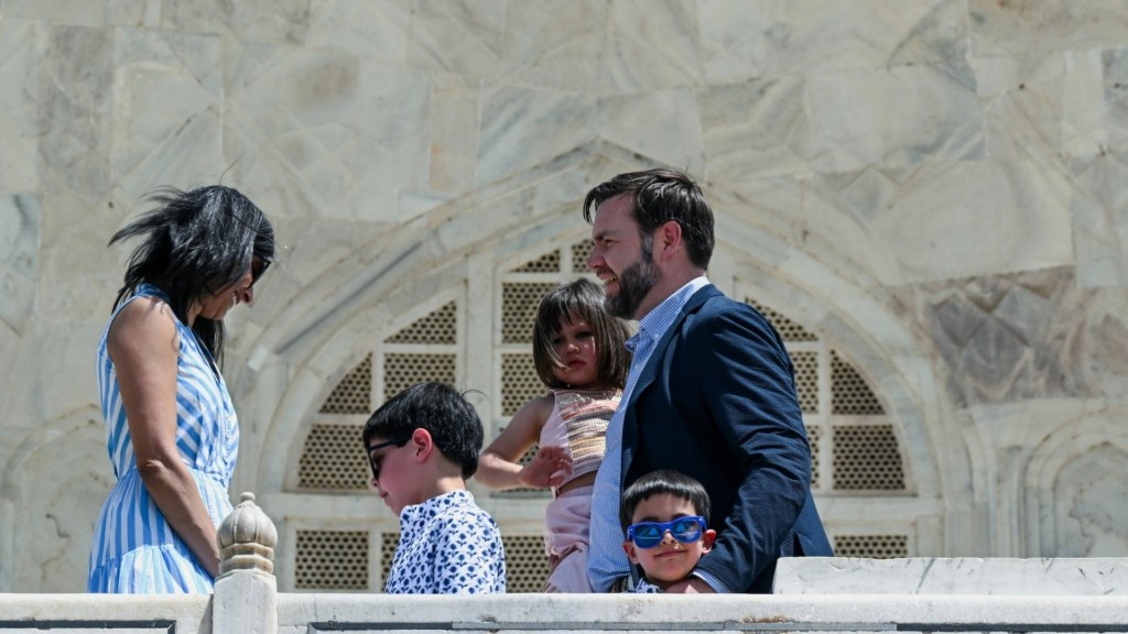 J d Vance oikogeneia – new