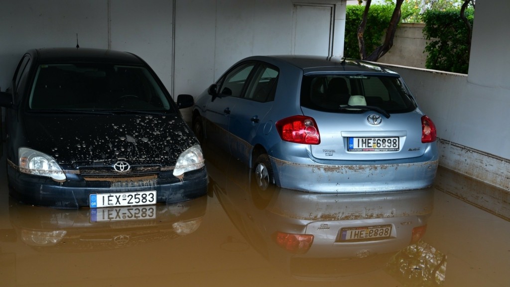 aftokinito_plimmires_2701_1920-1080_new