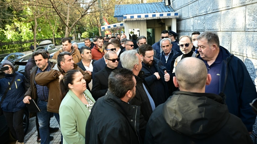 agrotes-maximou-mitsotakis