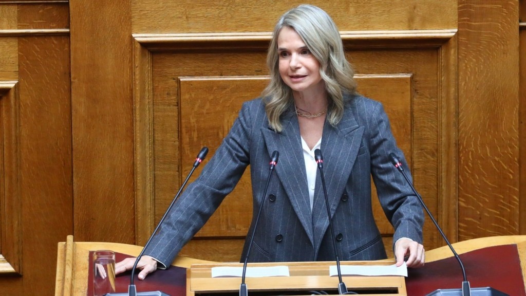 apostolaki_0901_1920-1080_new