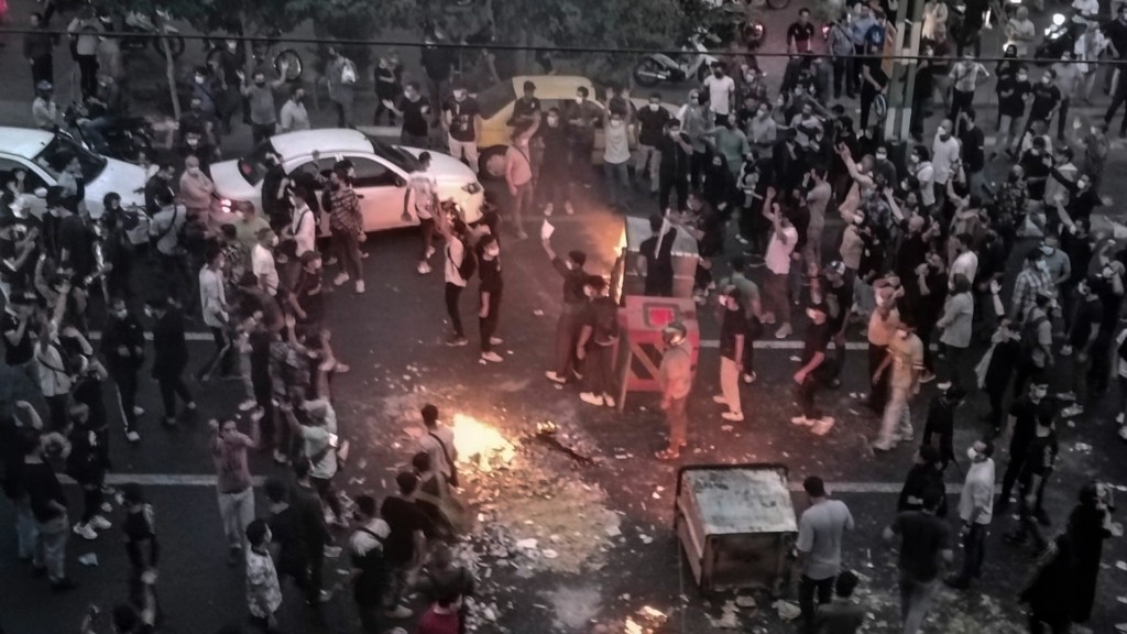 iran diadiloseis 887- new