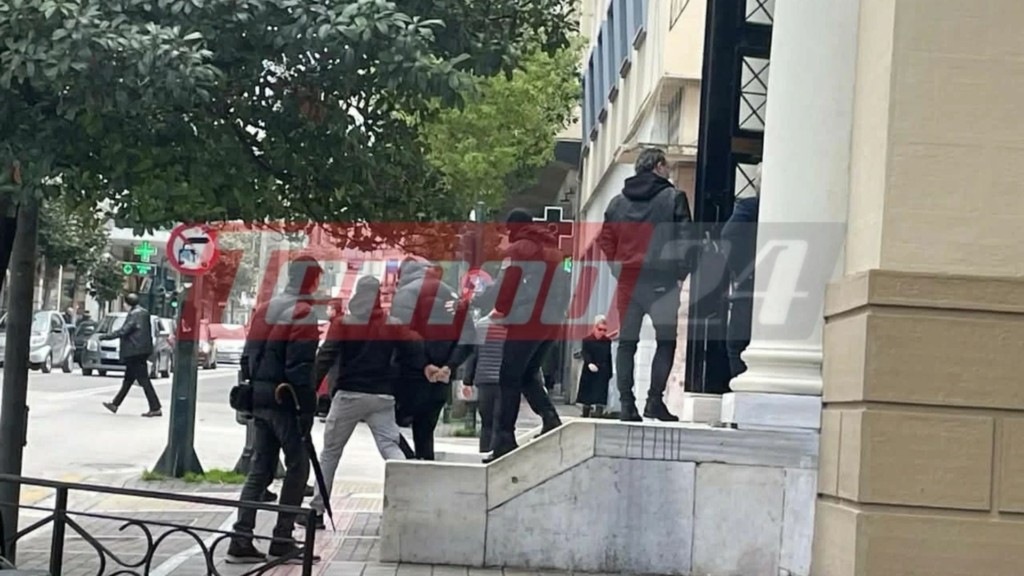 patra xylodarmos 26xronos- new