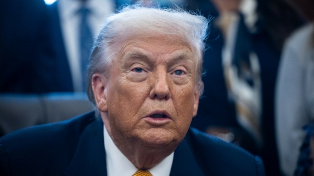 trump face
