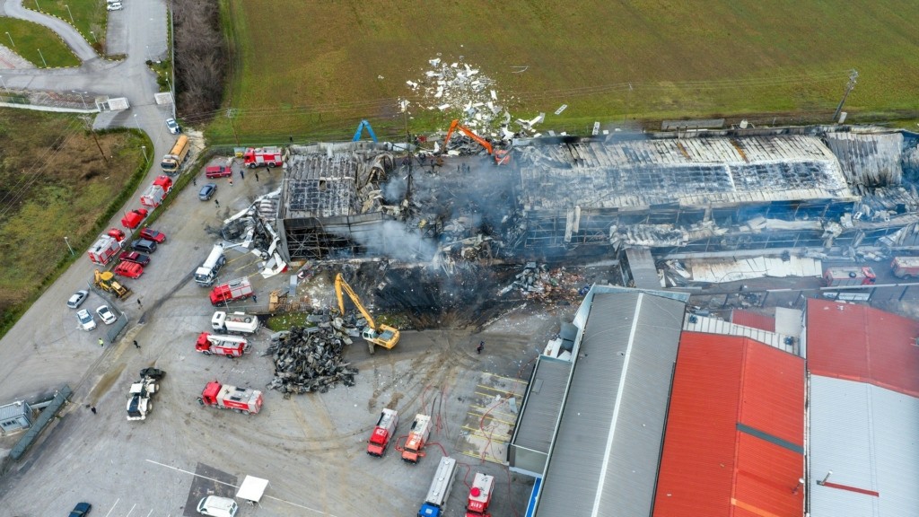 violanta-ergostasio-ekrixi