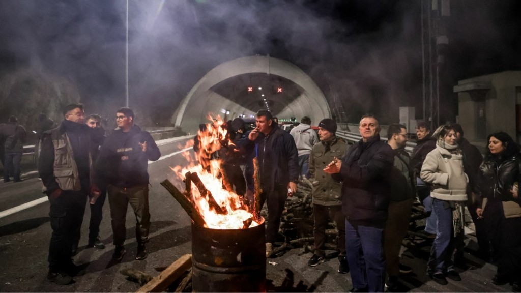 ελλagrotes-mploka-tempi-2234