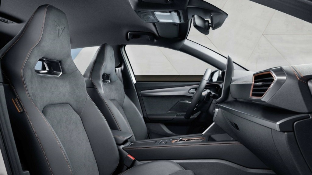 CUPRA_LEON_5D_TAIGA_GREY_INTERIOR_009-scaled