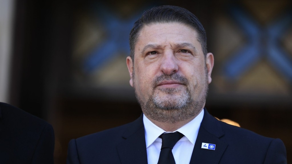 NIKOS_XARDALIAS_1602