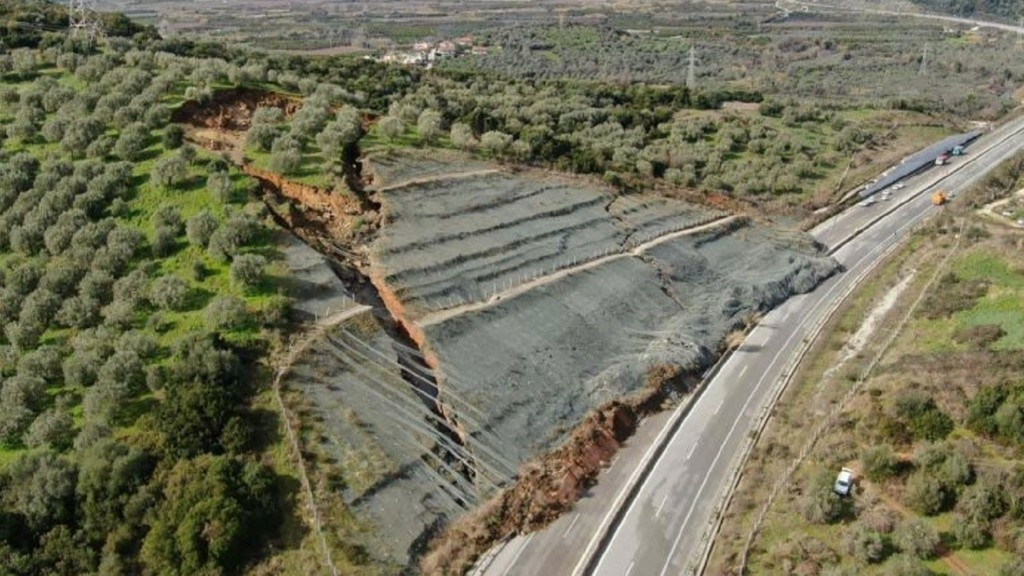 katolisthisi-ionia-odos