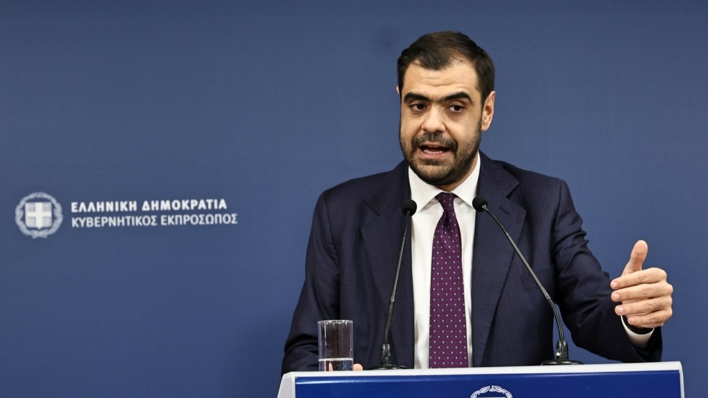 marinakis_briefing_new_123