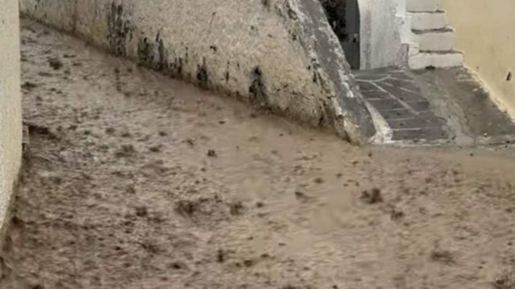 santorini-kakokairia1