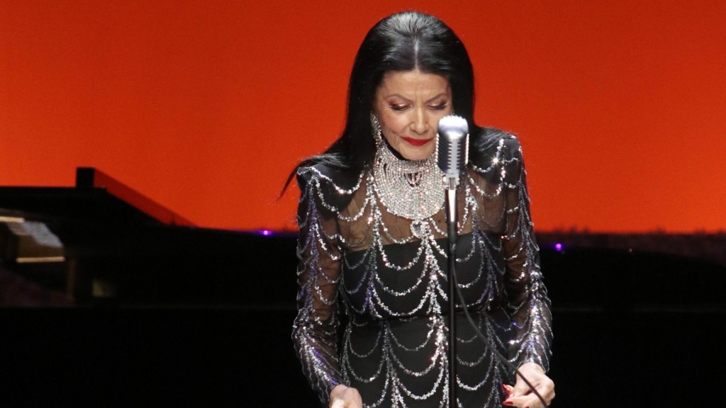 zozo-sapountzaki-new