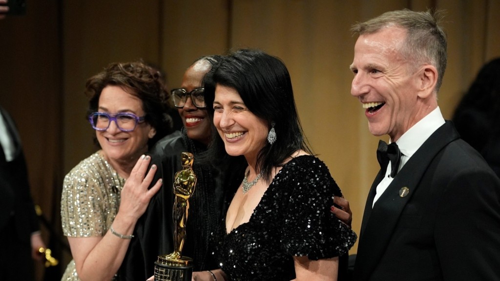 cassandra-kulukundis_1603_1920-1080_new