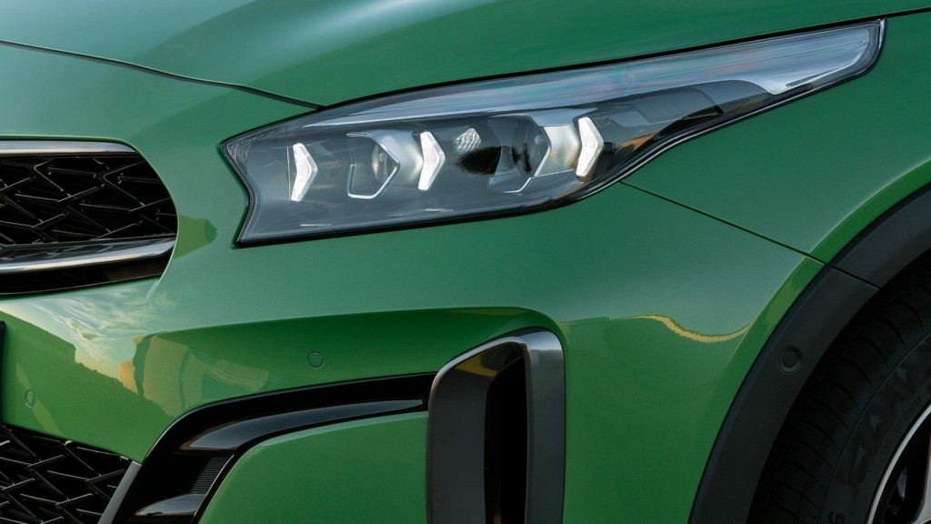 kia-xceed-my22-ice-gt-line-celadon-green-metallic-static-digital-1920×1080-11