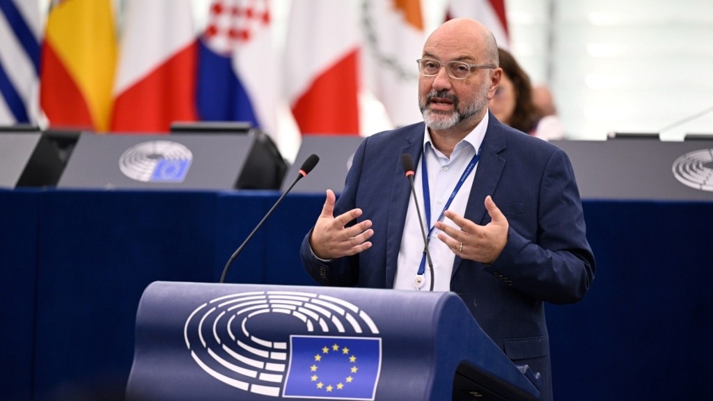 sakis arnaoutoglou olomeleia 2026