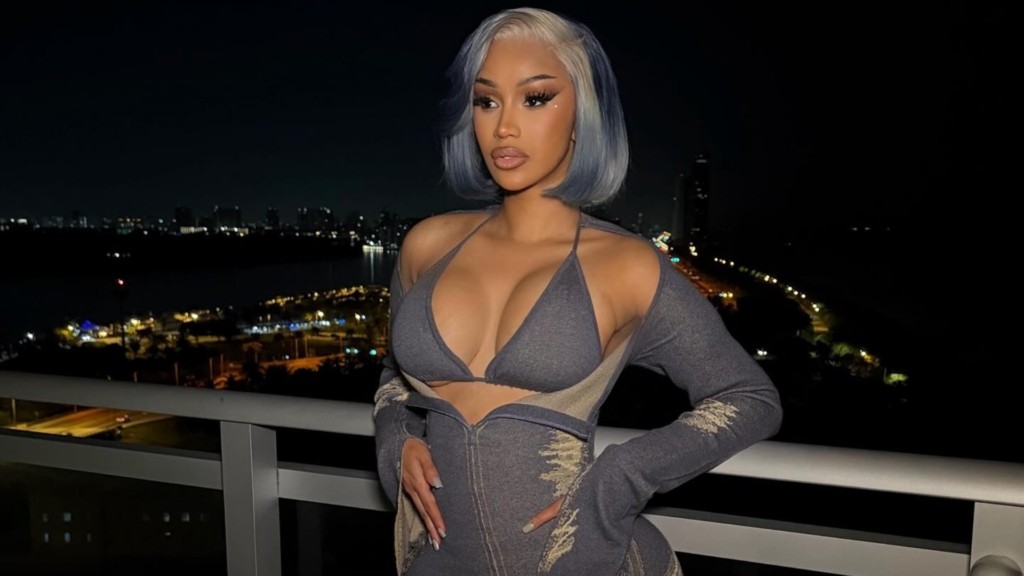 Cardi-B