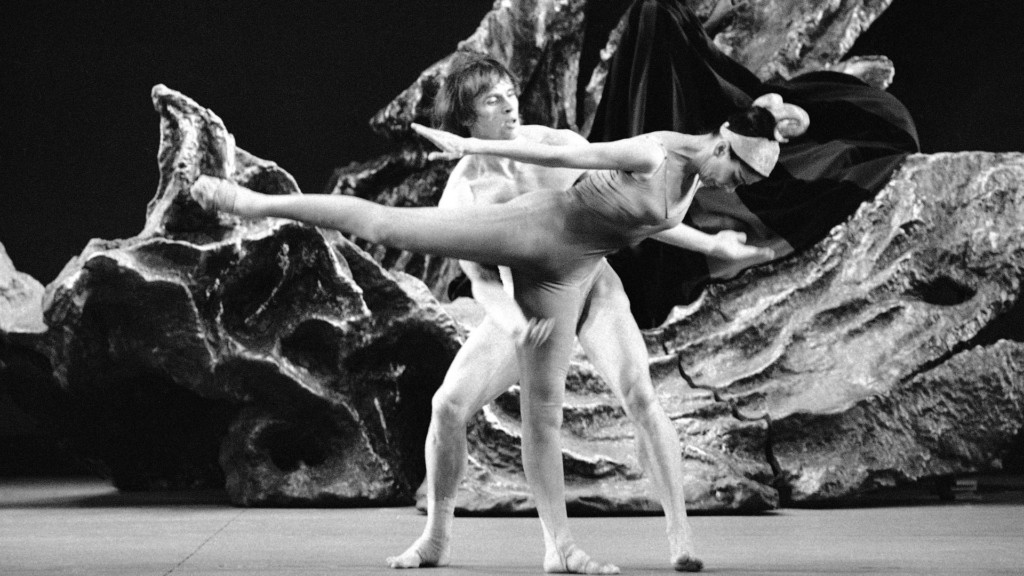 Nureyev-Fonteyn-new