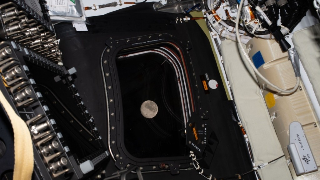 diastimoploio-selini-2