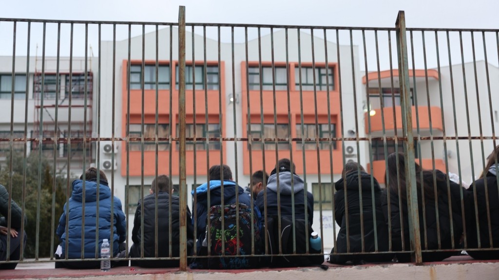 ekpaidefsi_mathites_0304_1920-1080_new