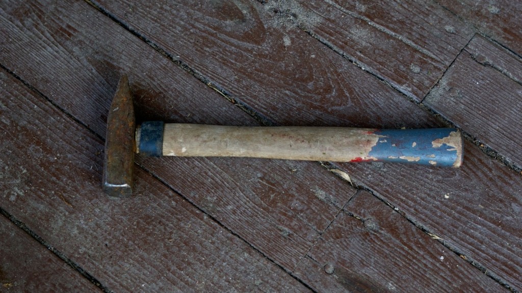 hammer-shutterstock
