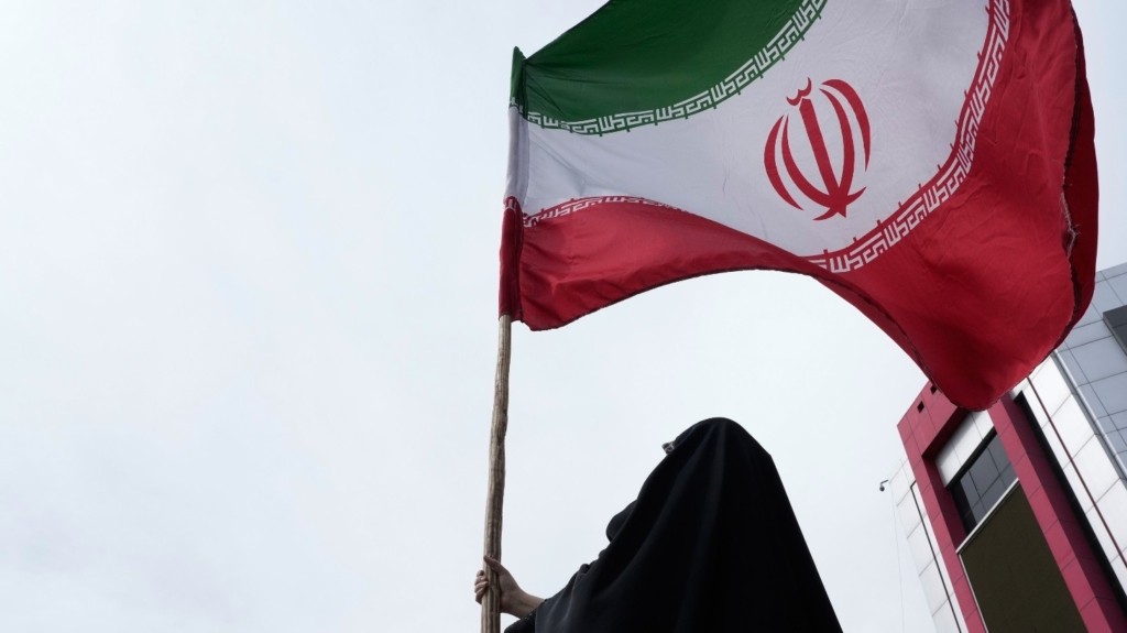 iran woman flag