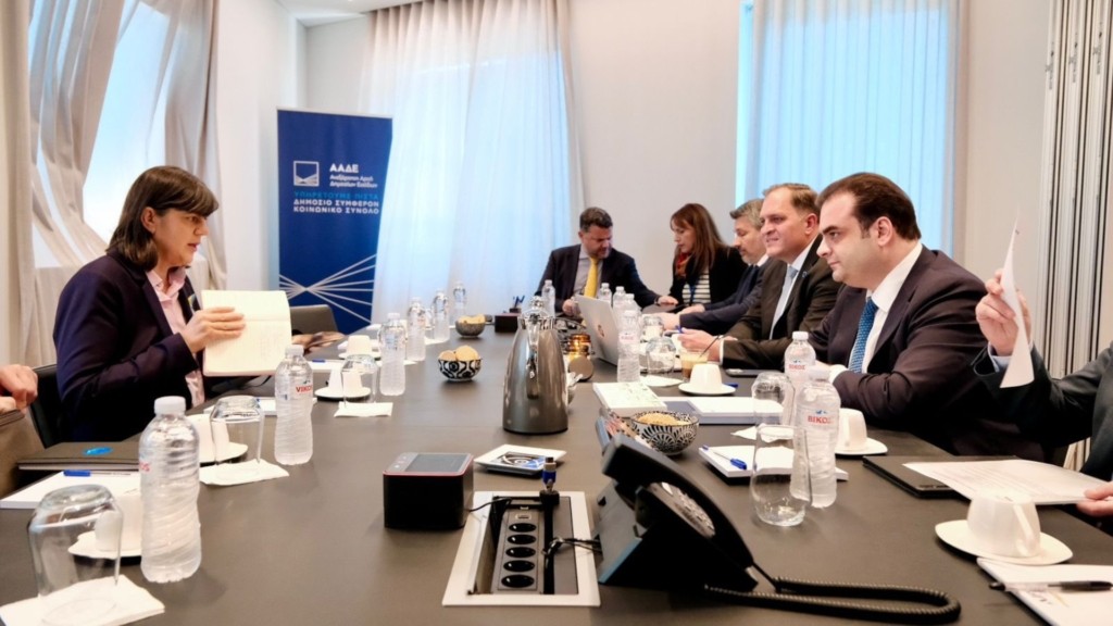 kovesi-pierrakakis-eksot