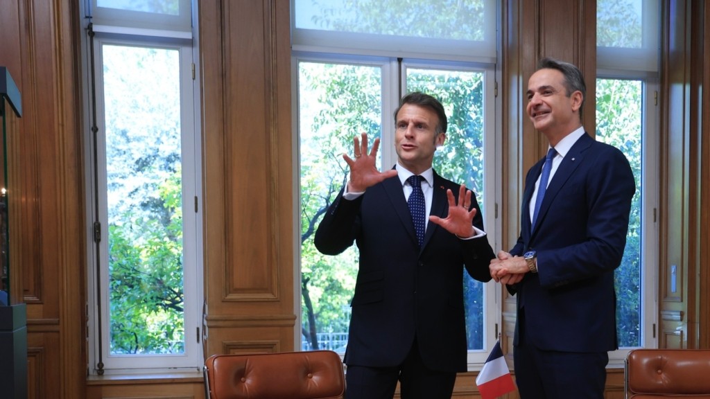 macron_mitsotakis_000a
