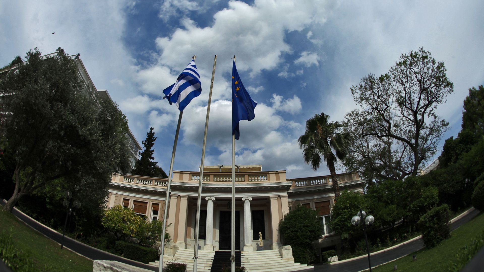 Την παρατεταμένη προεκλογική περίοδο ξορκίζει το Μ