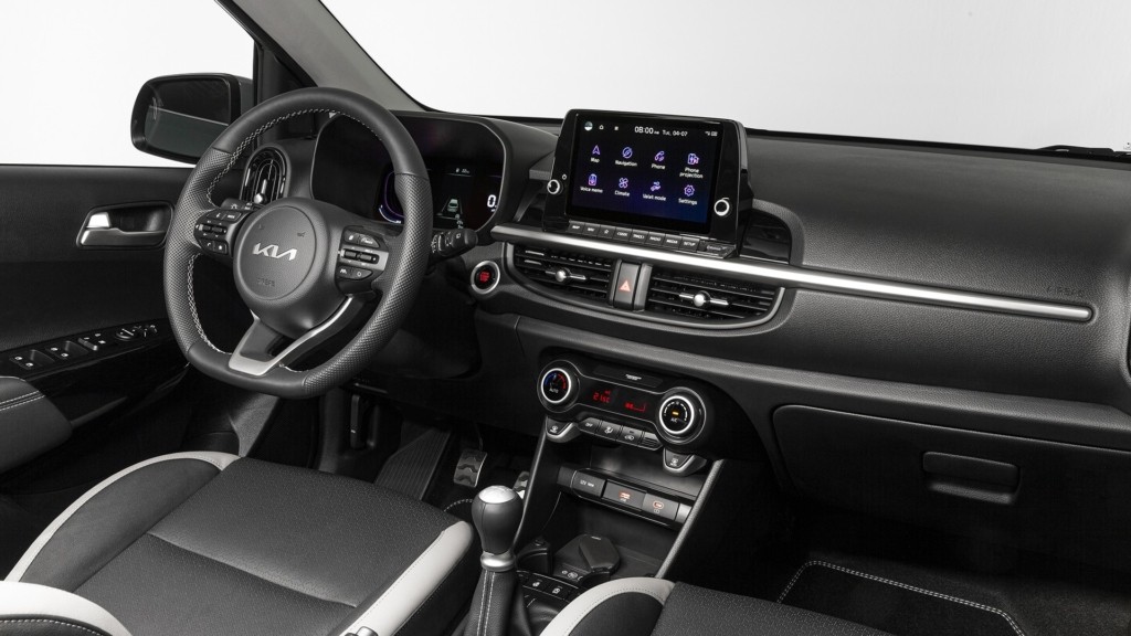 kia-picanto-my23-ice-gt-line-city-scape-green-interior-digital-1920×1080-8