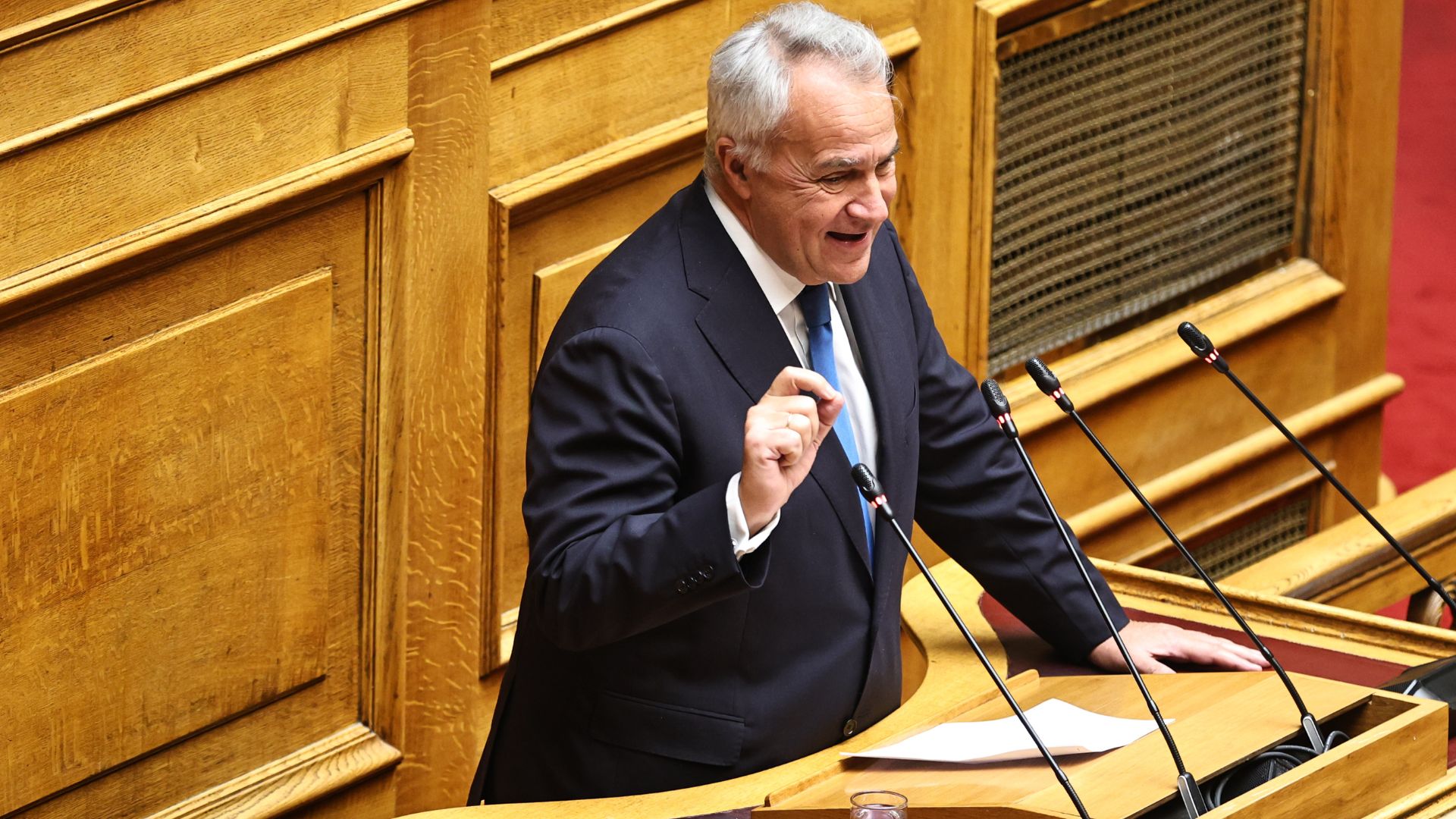 Βορίδης: «Αντισυστημικός χυλός» το κόμμα Καρυστιανού (video)