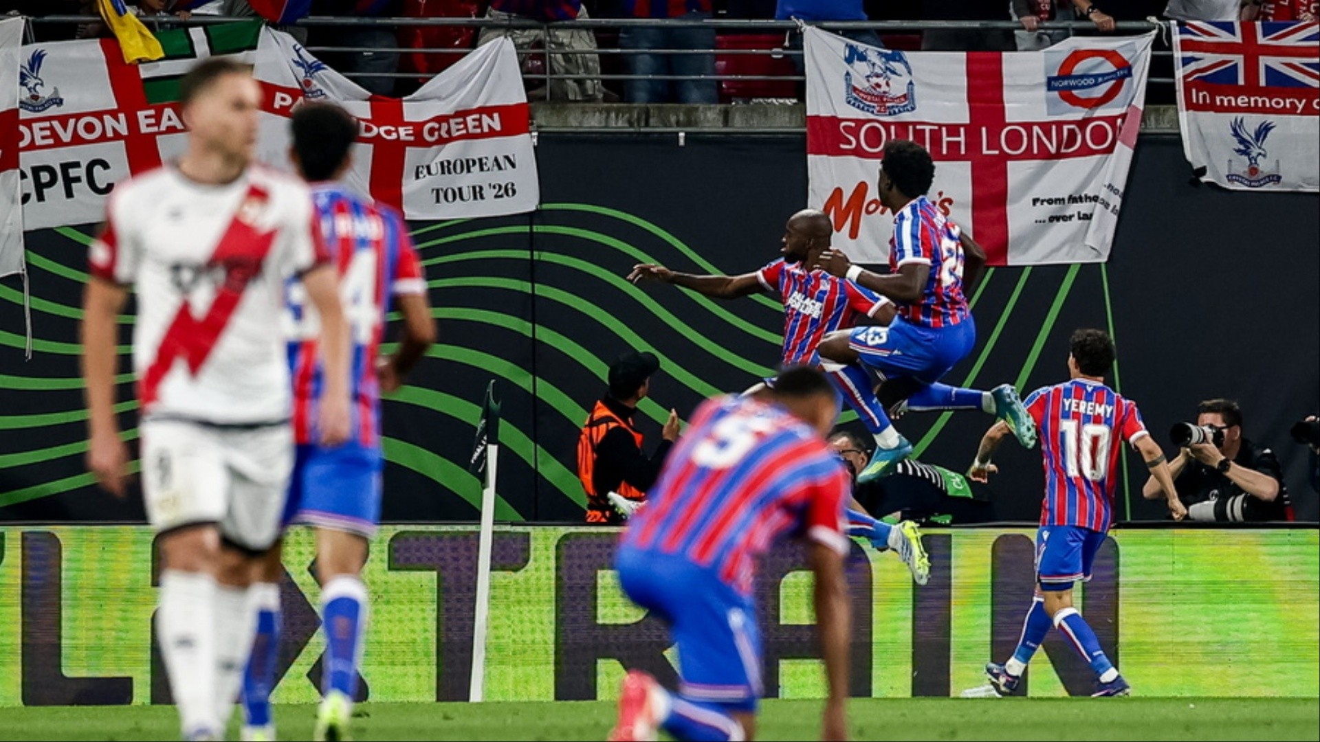 Conference League, Κρίσταλ Πάλας – Ράγιο Βαγιεκάνο 1-0: Ο Ματετά άνοιξε το σκορ στον τελικό – Live