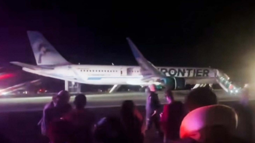 denver-plane1