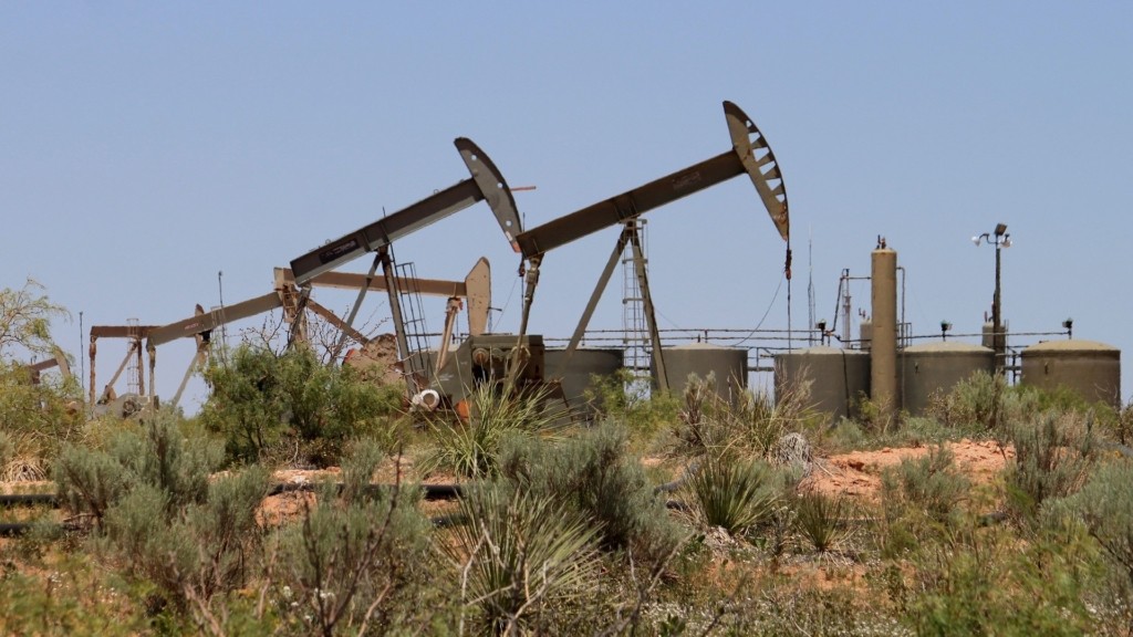 oil_petrelaio_2205_1920-1080_new