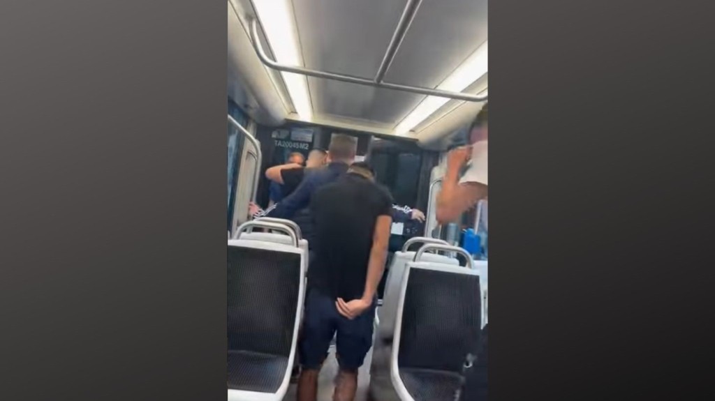 tram epithesi