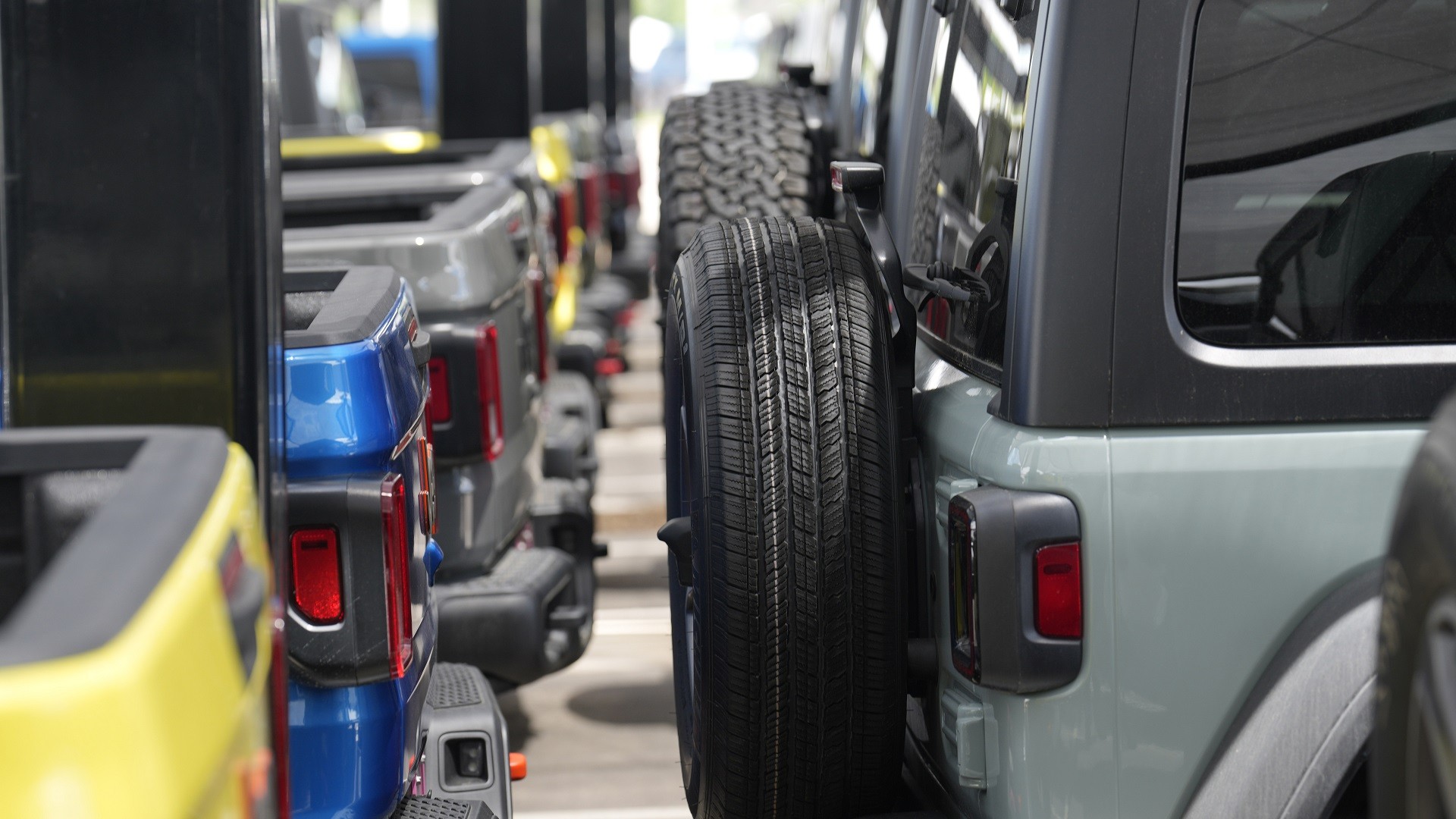 Η Stellantis ανακαλεί περισσότερα από 1,3 εκατ. οχήματα Jeep