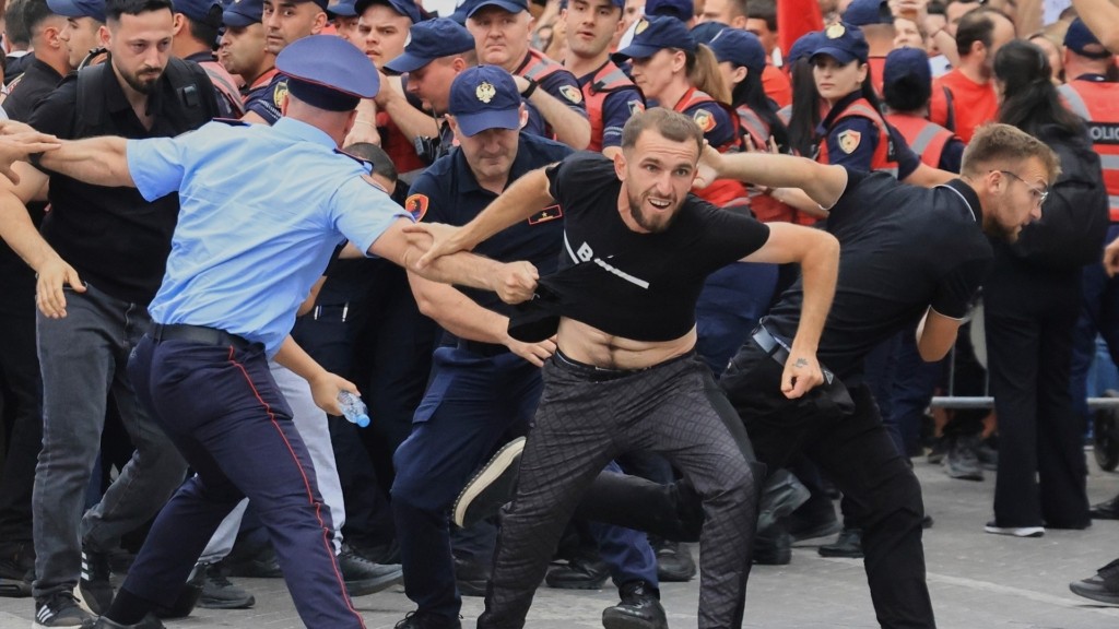 albania-diadilosi-epeisodia