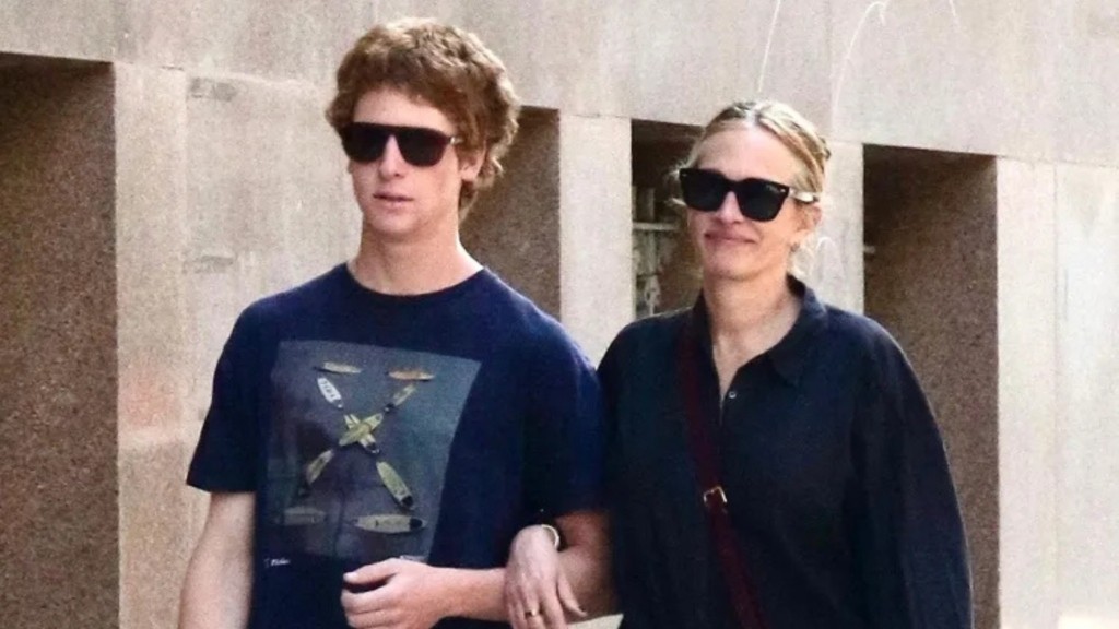 julia roberts son