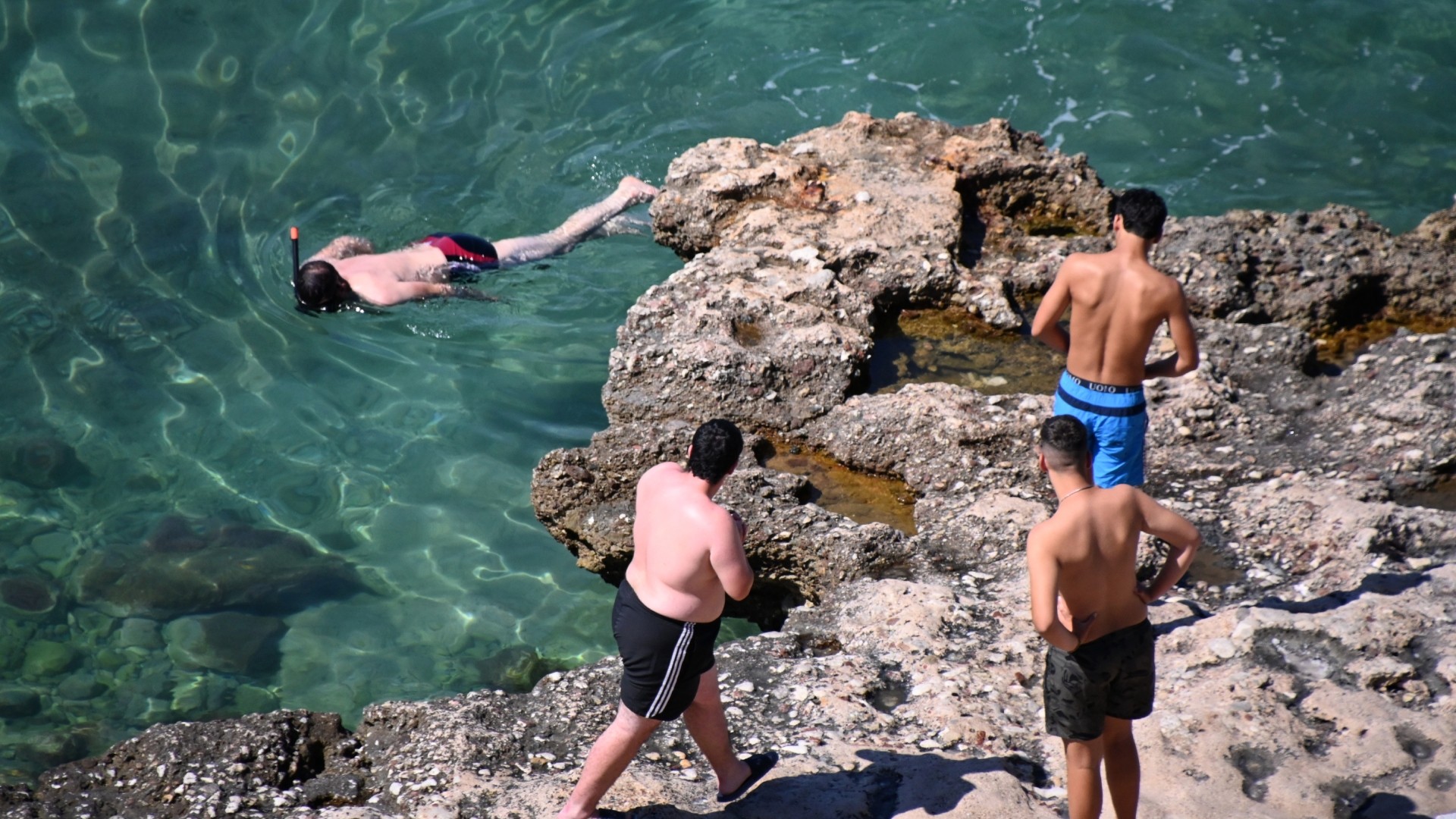 Ιούνιος ο κυκλοθυμικός: Με μπόρες στα βουνά, ψάθα 