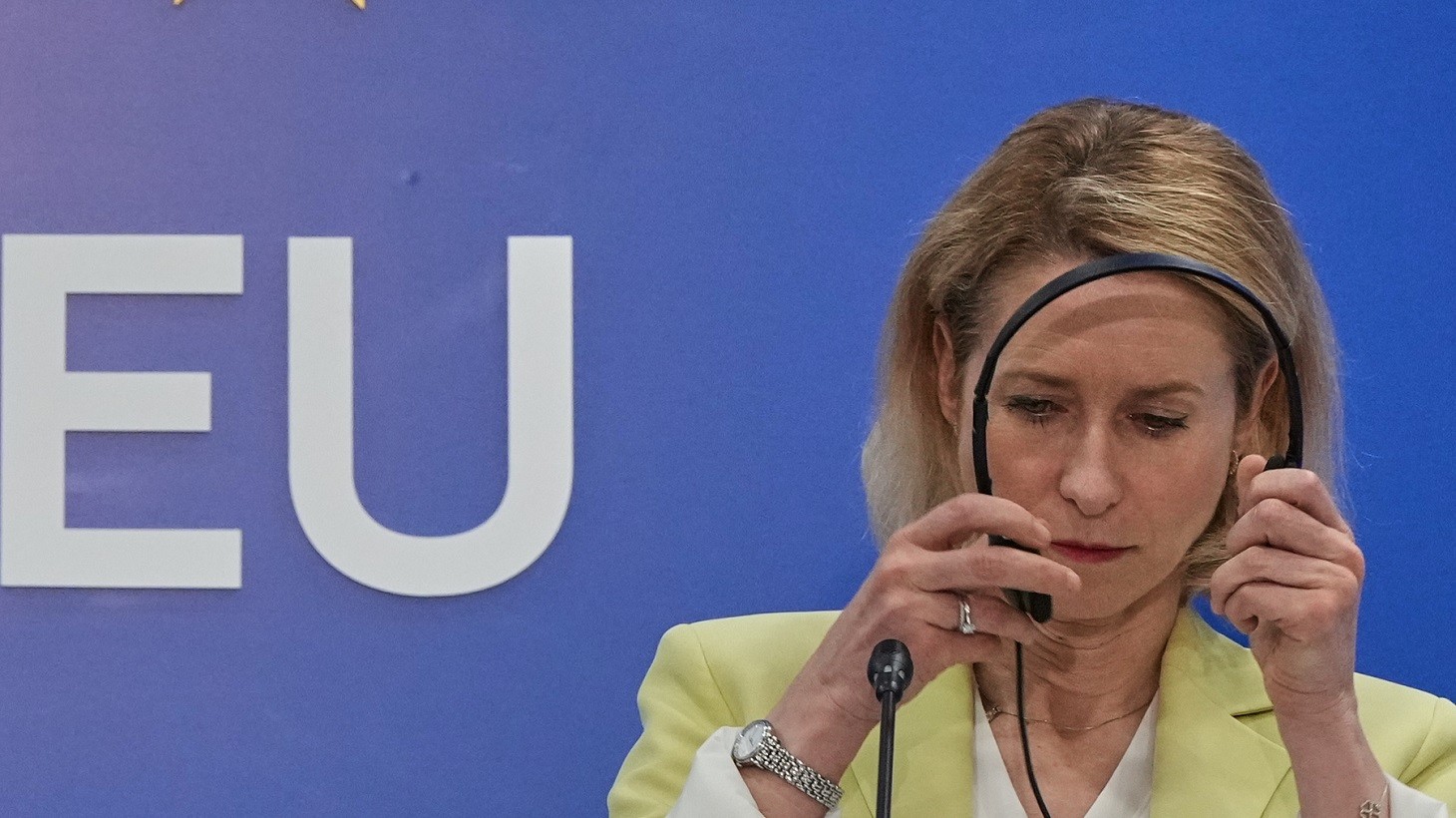 Finacial Times: Γαλλία και Γερμανία «ξηλώνουν» τη 