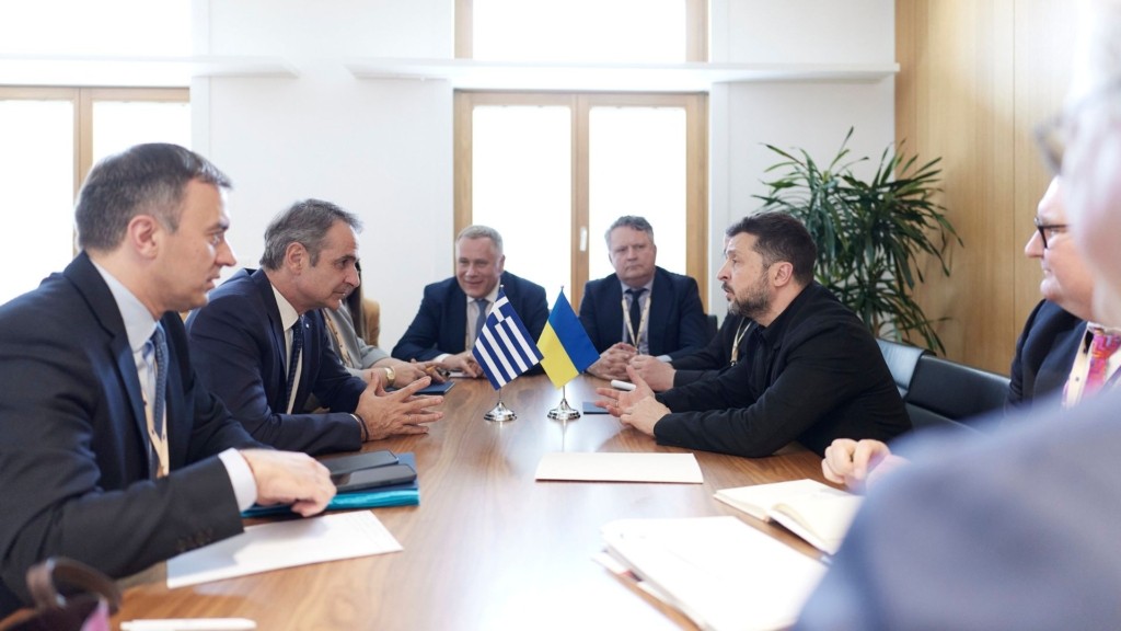 mitsotakis-zelenski-7234