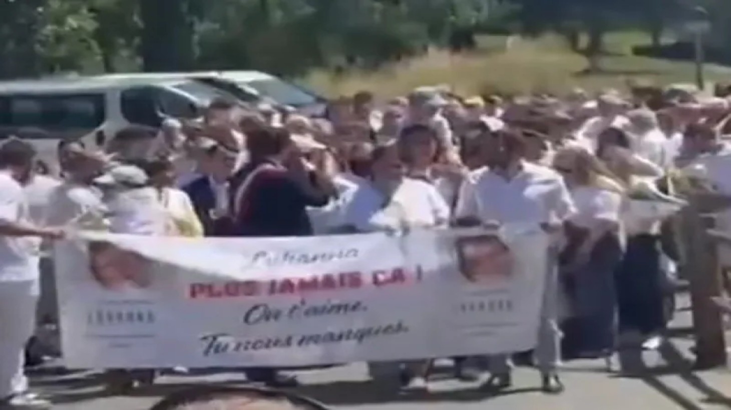 Γαλλία: Χιλιάδες άνθρωποι στην πορεία για την δολοφονία της 