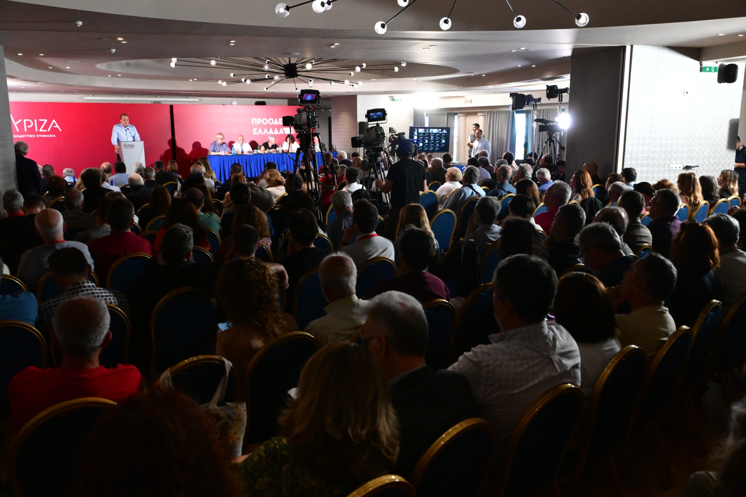 ΣΥΡΙΖΑ: Κόμμα «ξενιστής» για την ΕΛΑΣ του Τσίπρα