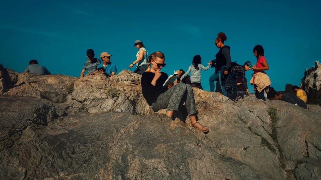 touristes-vivi-bzk-unsplash