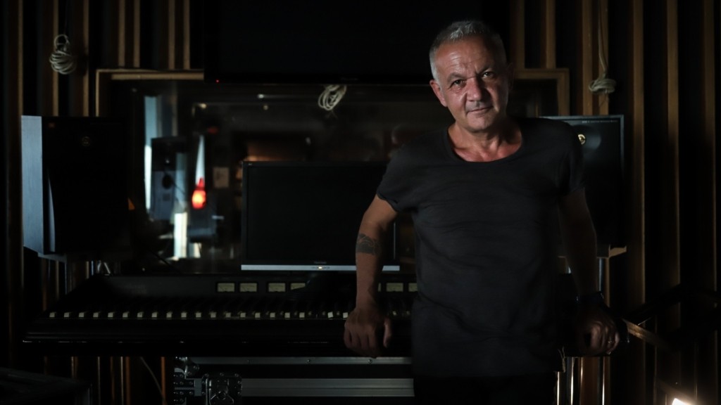 Christos-Thivaios
