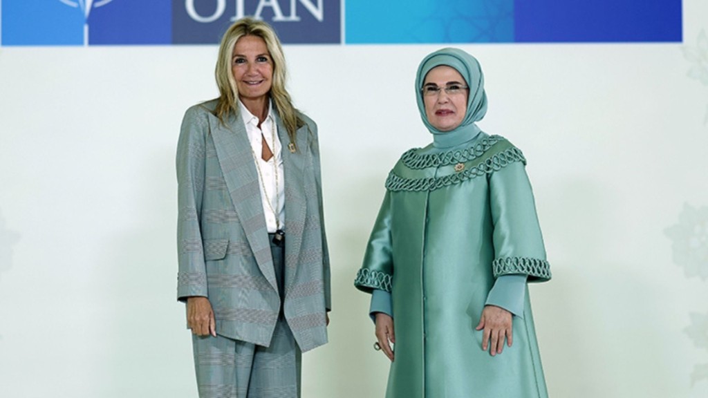 Emine-Erdogan-mareva-mitsotaki