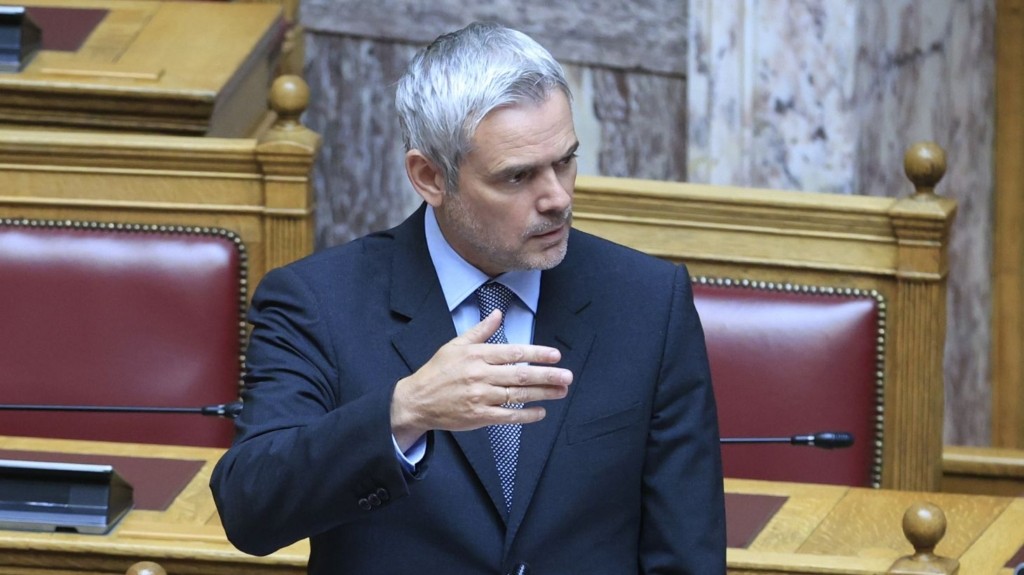 KARAGKOUNIS_VOULI