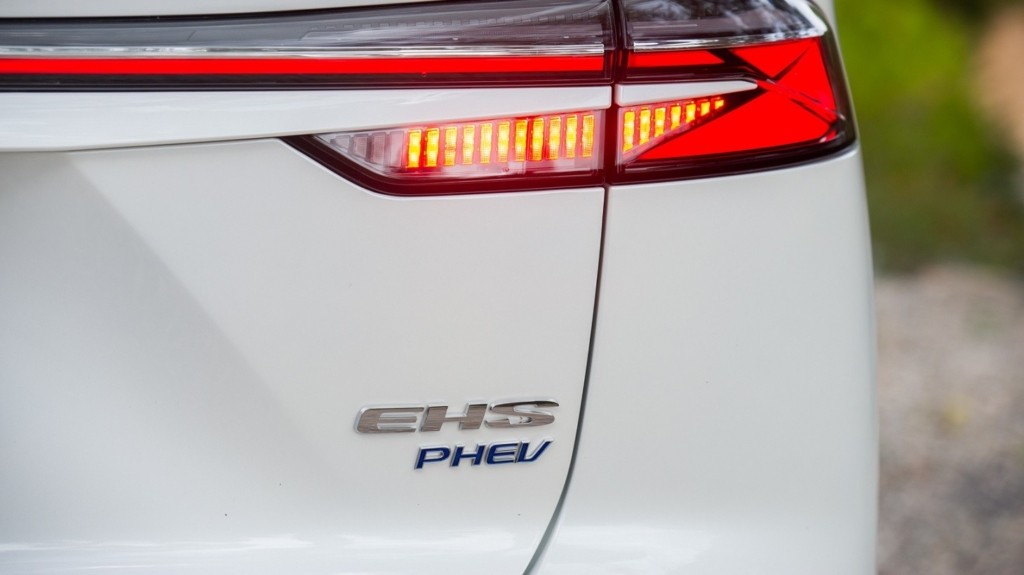 MG-HS-PHEV-55-of-106-1