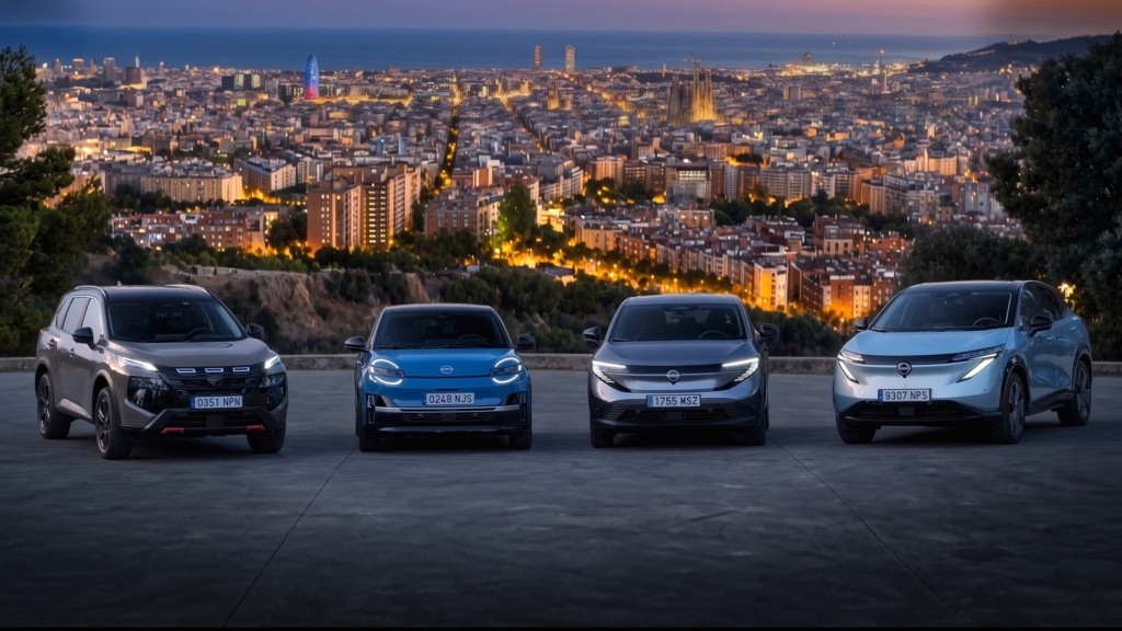 New Nissan EV Range – PACKSHOT1