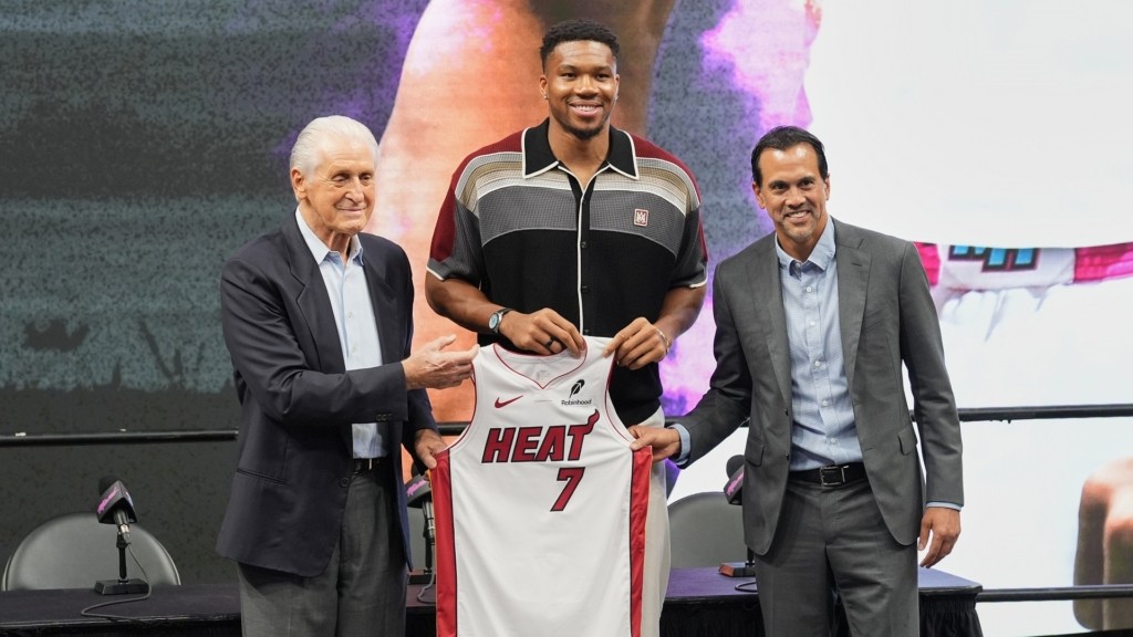 antetokounmpo-riley-spoelstra