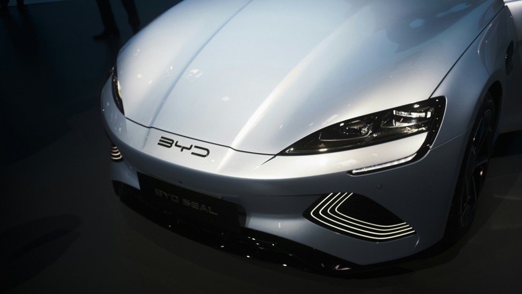 chinese_electric-car_1707_1920-1080_new